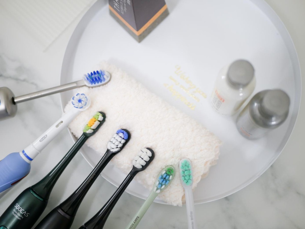 usmile电动牙刷和飞利浦电动牙刷,华为电动牙刷和飞利浦电动牙刷