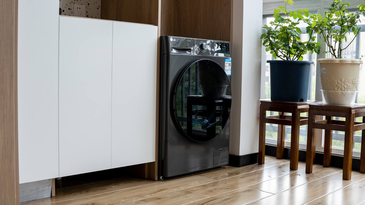 LG洗衣机星云和纤慧系列有啥区别,lg星云系列家用全自动洗烘一体机