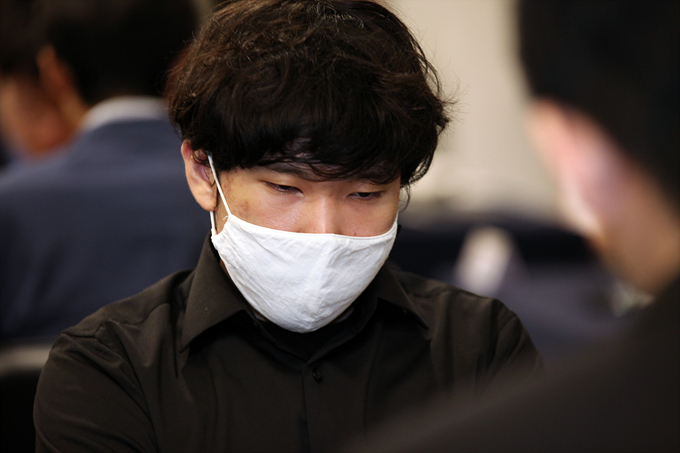 柯洁战胜朴廷桓中国队卫冕农心杯,lg杯柯洁击败朴廷桓