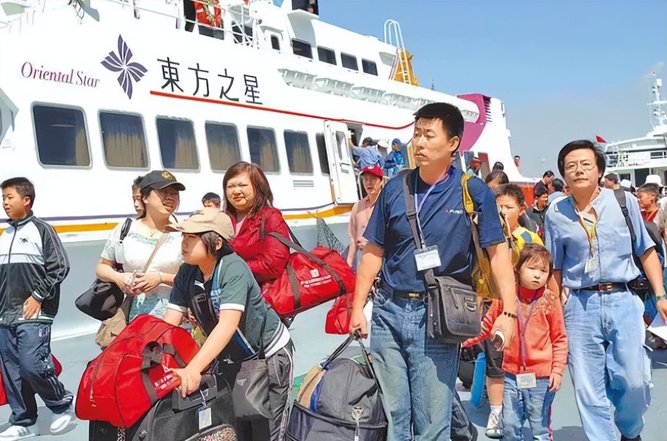 苏贞昌称大陆会抢药,朱立伦怒批,称若对岸需要,岛内应尽力协助