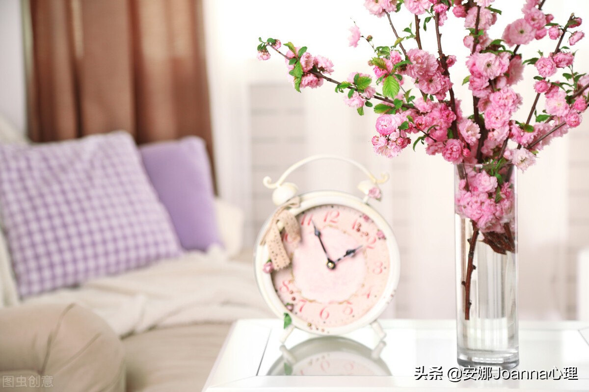 追了8天的东方甄选,我明白了原来微头条要这么写