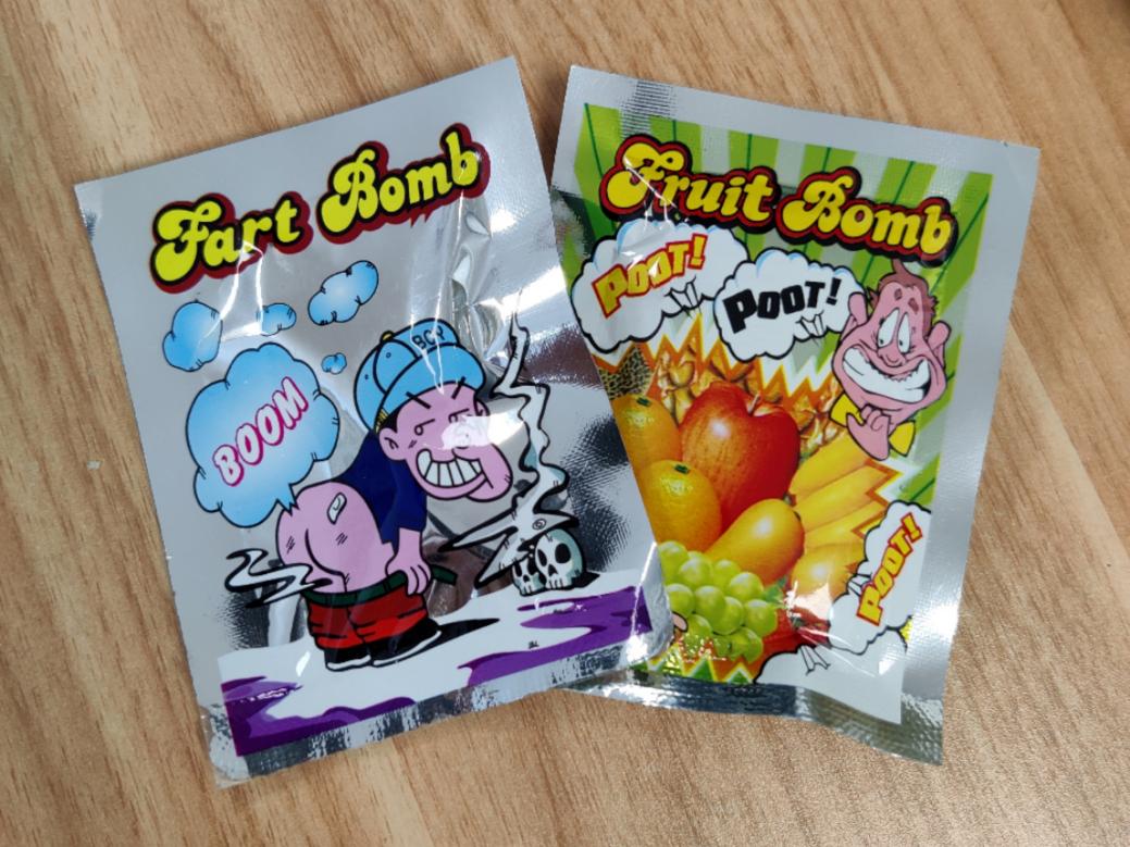 整蛊玩具拆箱,玩笑开大了整蛊同学