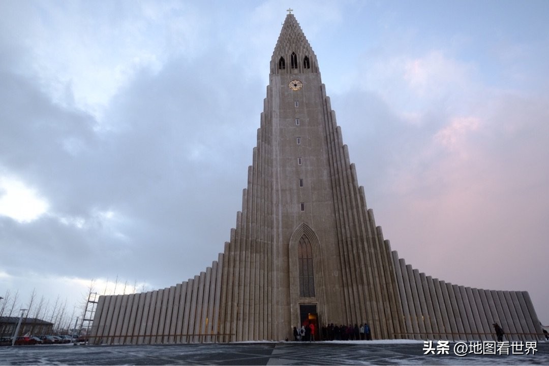 世界国家趣谈,冰岛是怎样的一个国家值得去吗