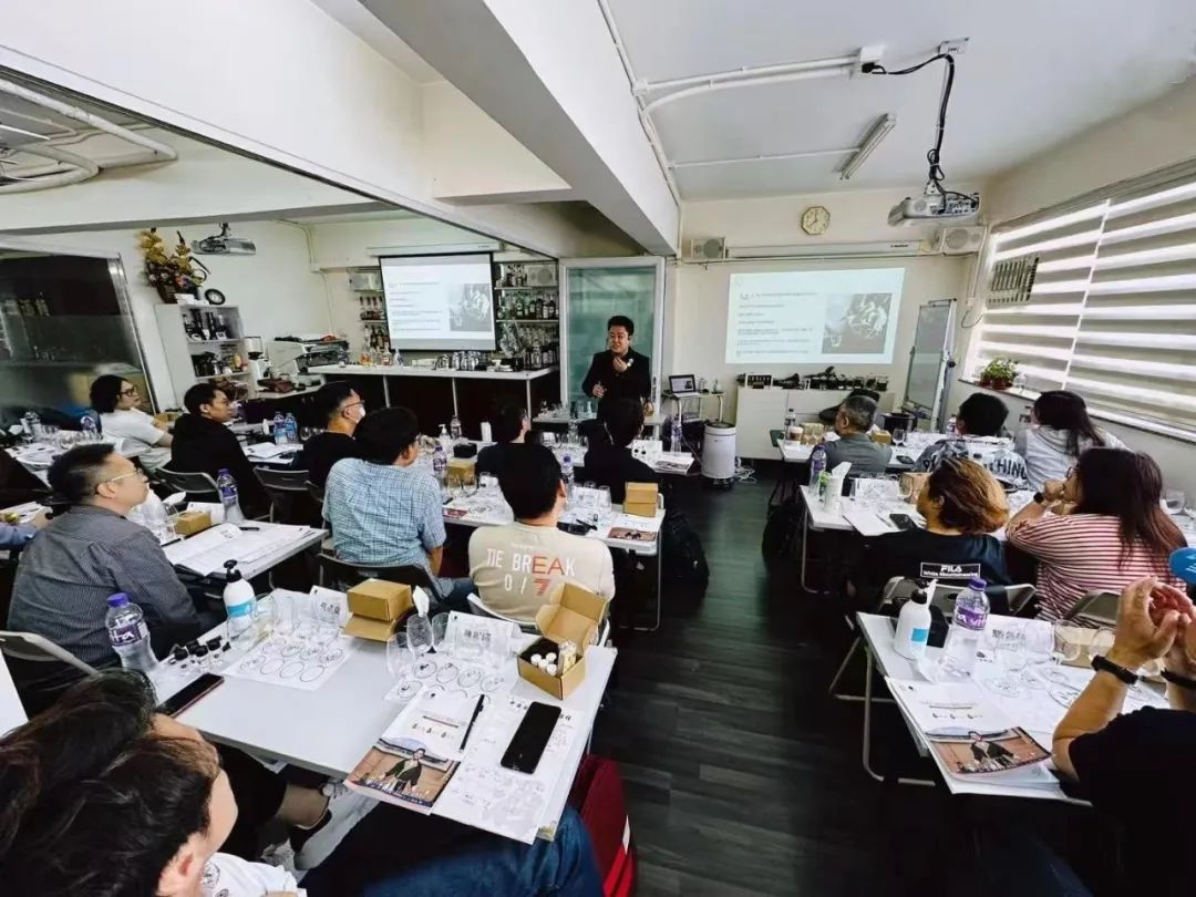 白酒品鉴师首次走进香港!共话白酒行业国际化