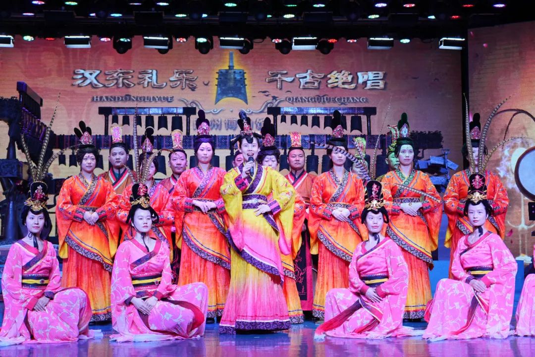 随州旅游景区夜景,随州大洪山金顶看日出