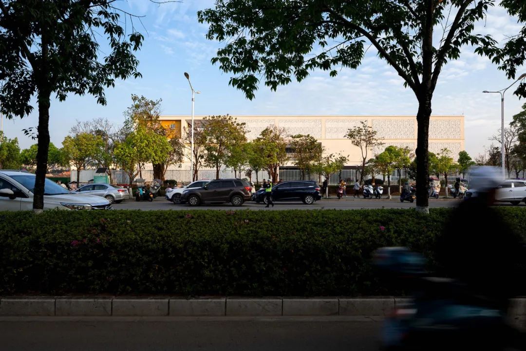 普洱市思茅区小凤凰幼儿园|孩子们自由探索的天地