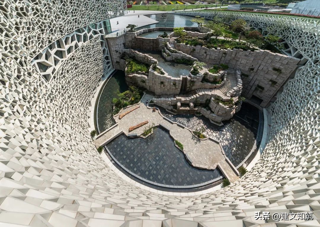 上海自然博物馆建筑设计,上海自然博物馆的设计构思
