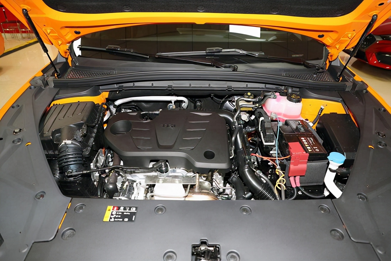 名爵mgone实测油耗,181马力百公里油耗