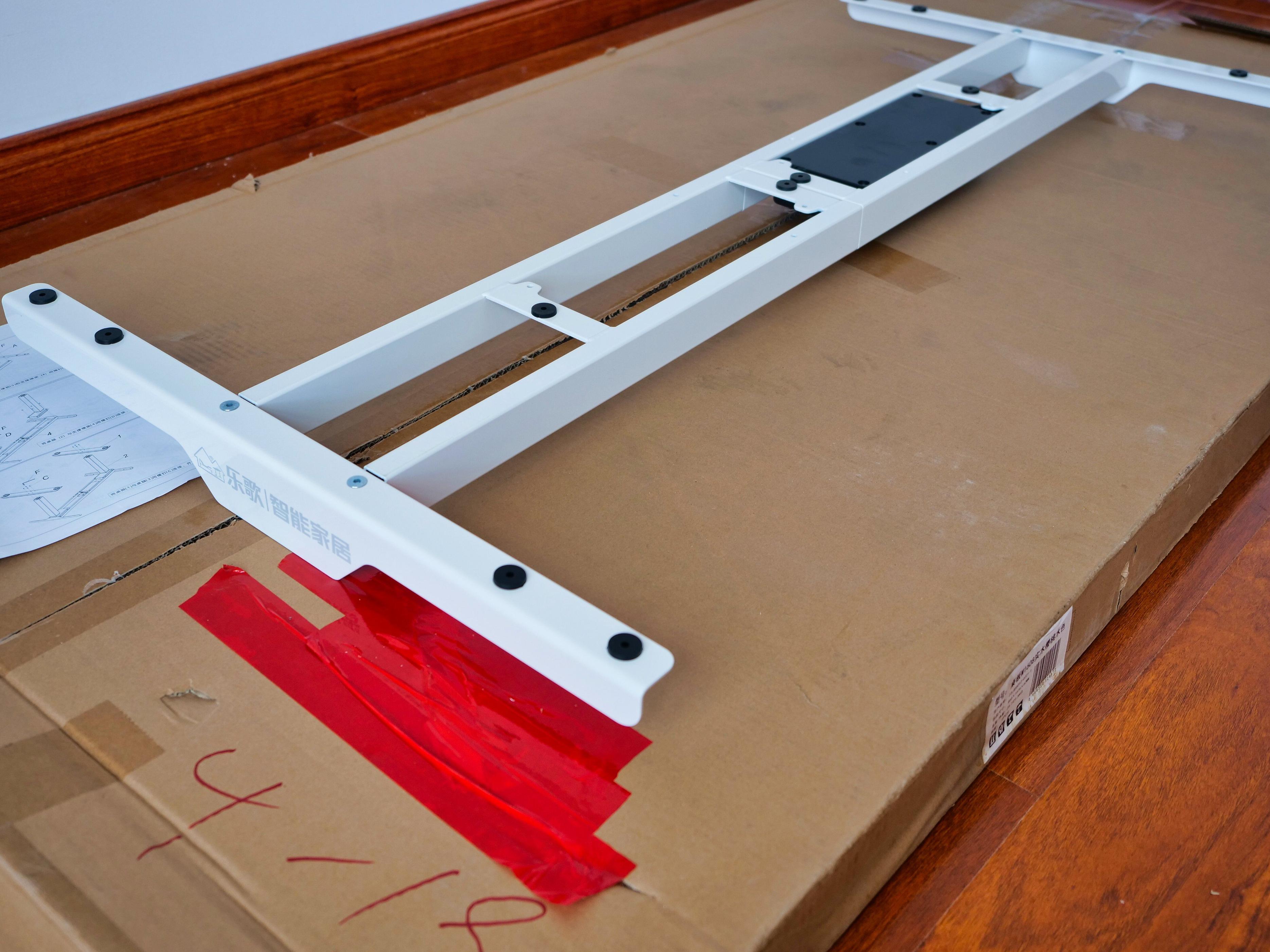 升降书桌桌板如何选,实木升降书桌安装视频