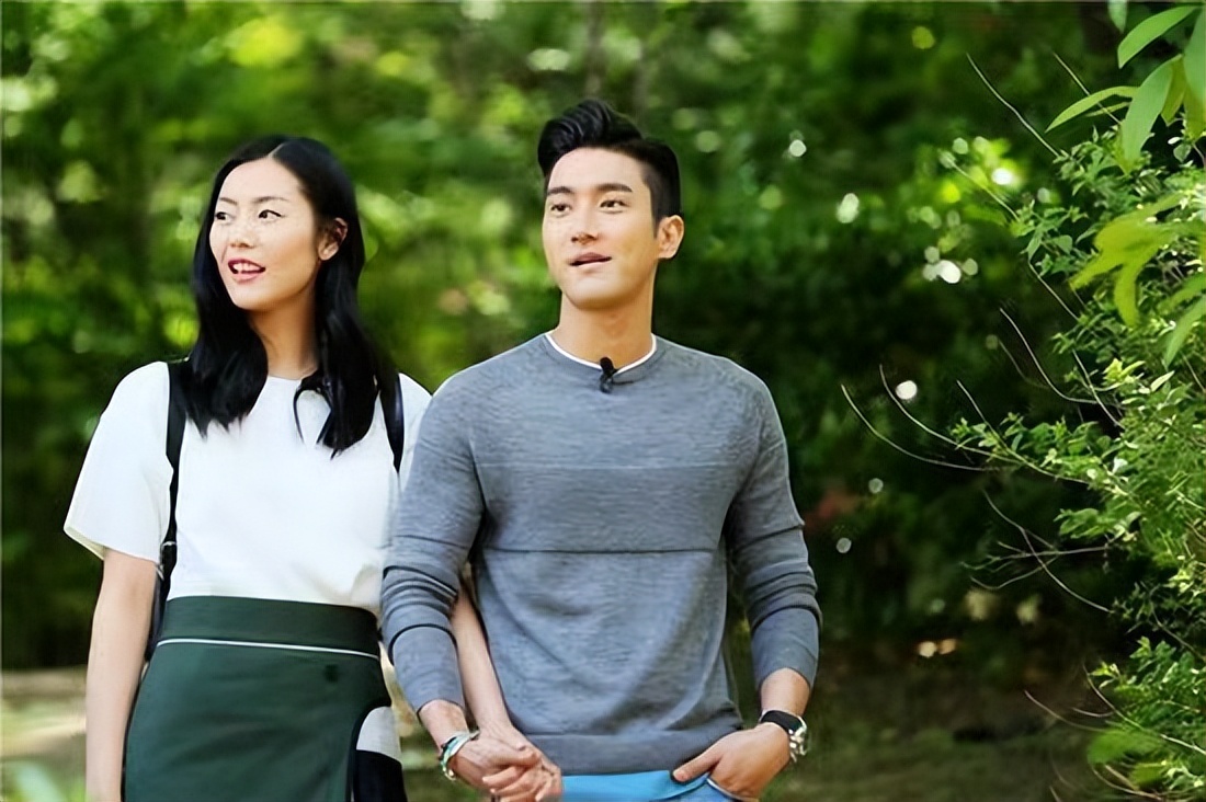 刘雯解约后需要赔偿多少钱,刘雯赔违约金