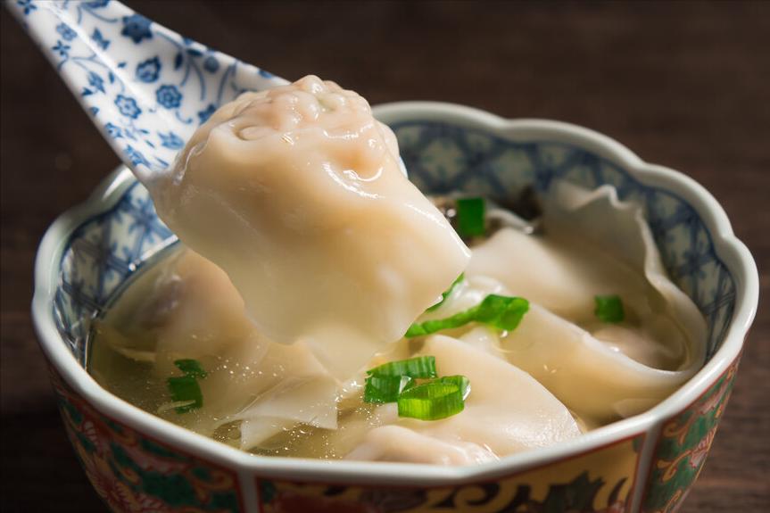 馄饨要想做的鲜美秘诀在哪,馄饨怎么调馅儿好吃嫩滑