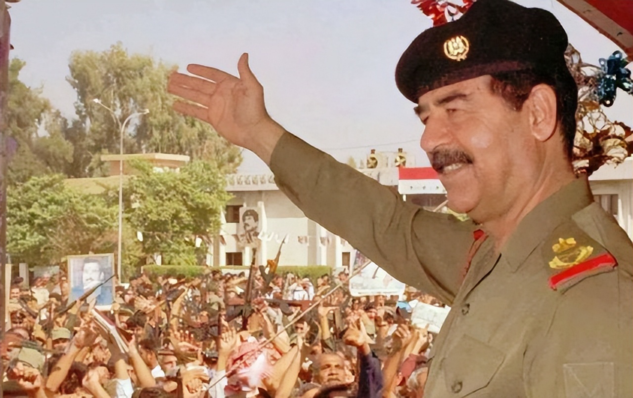 美军冲进萨达姆办公室，发现两件“中国造”，分别来自上海和台湾