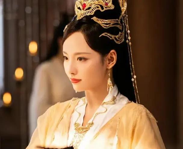 不算特别惊艳却能红的五位女星,长相妩媚却情史干净的五位女星