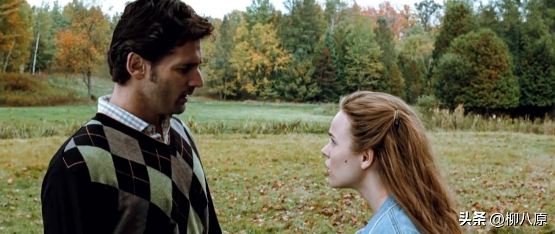 独特的空间连接方式,加上非线性时间线,创造出真实的角色情感