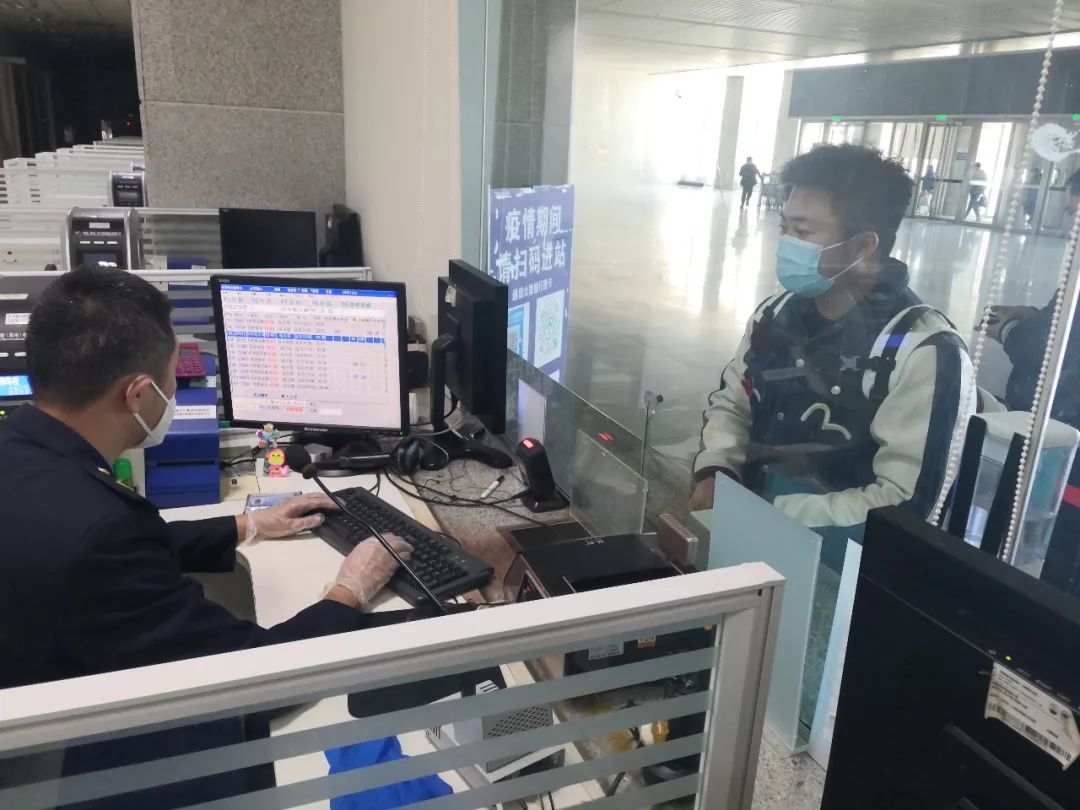 任何车站都能办理临时身份证吗,任何车辆都可以办理营运车辆吗