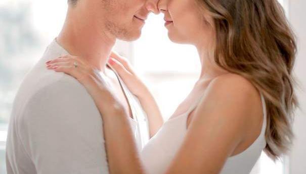 女性阴道有白色泡沫排出，或许暗示4种情况，别不当回事