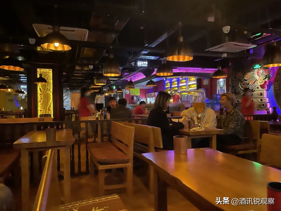 酒讯深度丨加盟生意难做小城能否承载海伦司扩张野心?