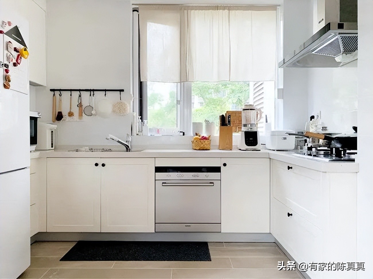 出租房橱柜与墙的缝隙,橱柜和墙面的缝隙怎么处理