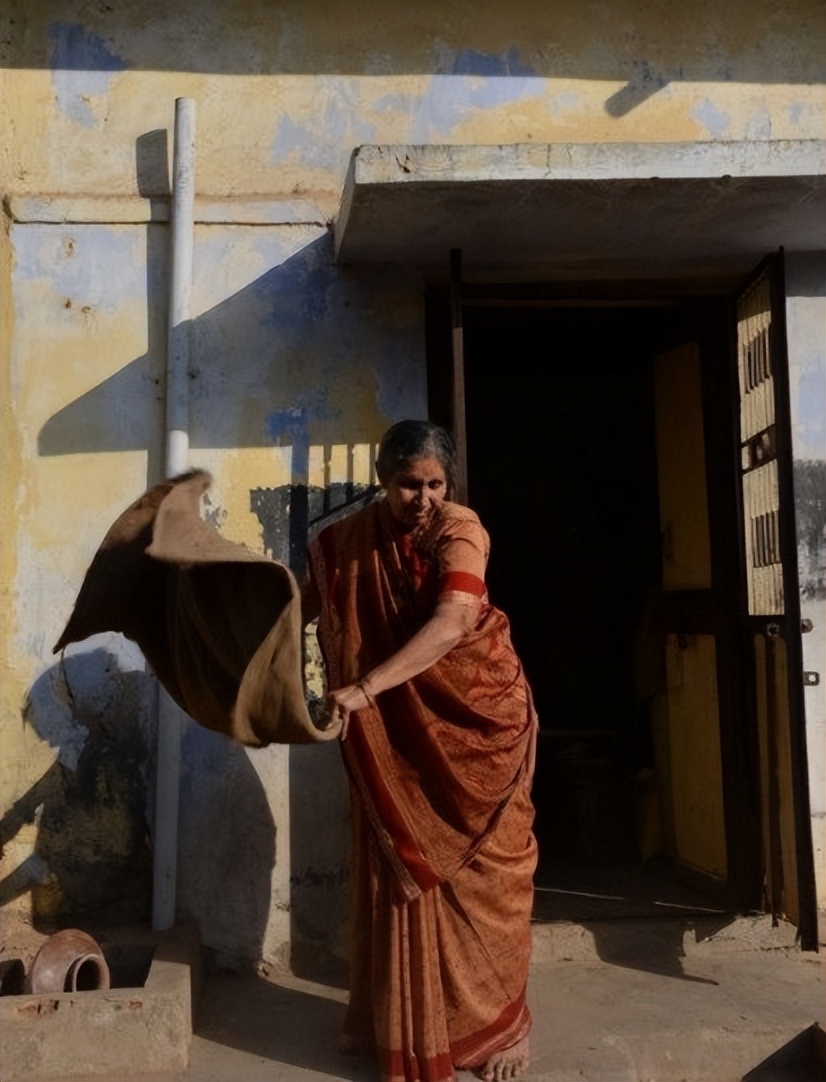 印度总理莫迪：隐婚禁欲45年，他的野心和抱负，毁了妻子的人生