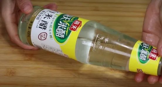 家里有白醋的妙用,家里有白醋的一定要收藏起来