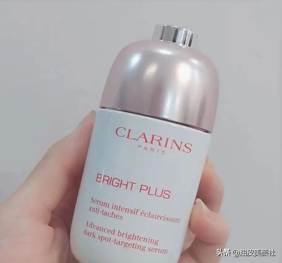 小灯泡美白精华厚重,美白精华瓶好物推荐