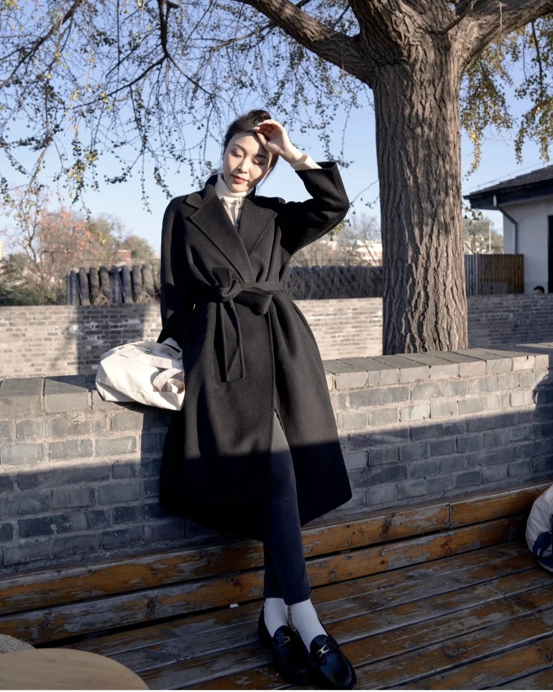 法国女人喜欢穿灰绿色的衣服,法国女人穿浴袍