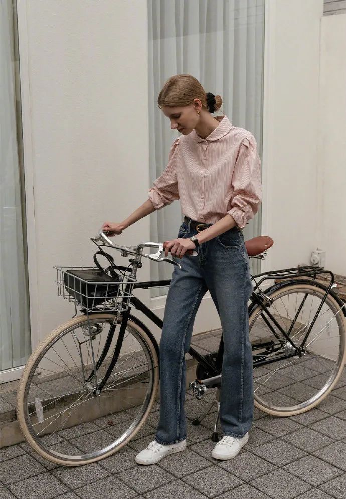 韩系秋冬新款穿搭,每日穿搭分享韩系新款秋冬