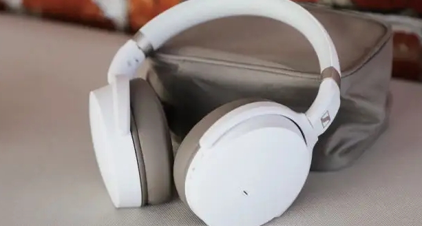 头戴式耳机推荐与蓝牙耳机区别,头戴式耳机好音质推荐