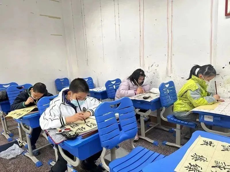 周末的快乐回来啦！徐汇区青少年活动中心线下开学，沉浸式体验