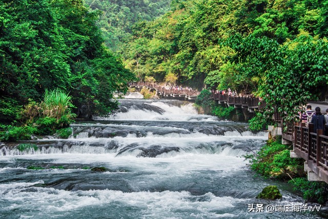 到云南昆明旅游必去的景点有哪些,云南香格里拉旅游攻略必去景点