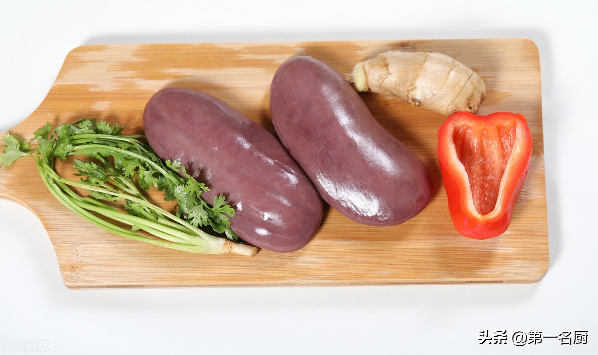 男人在生活中吃什么会更健康,建议男人别太节俭多吃这5种食物