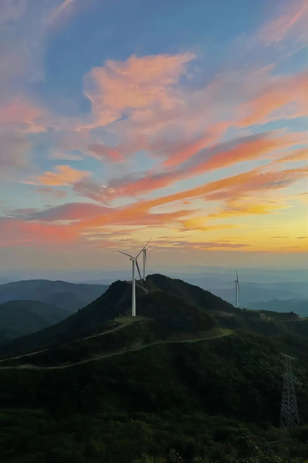 信阳冬日周边游,信阳旅游露营攻略