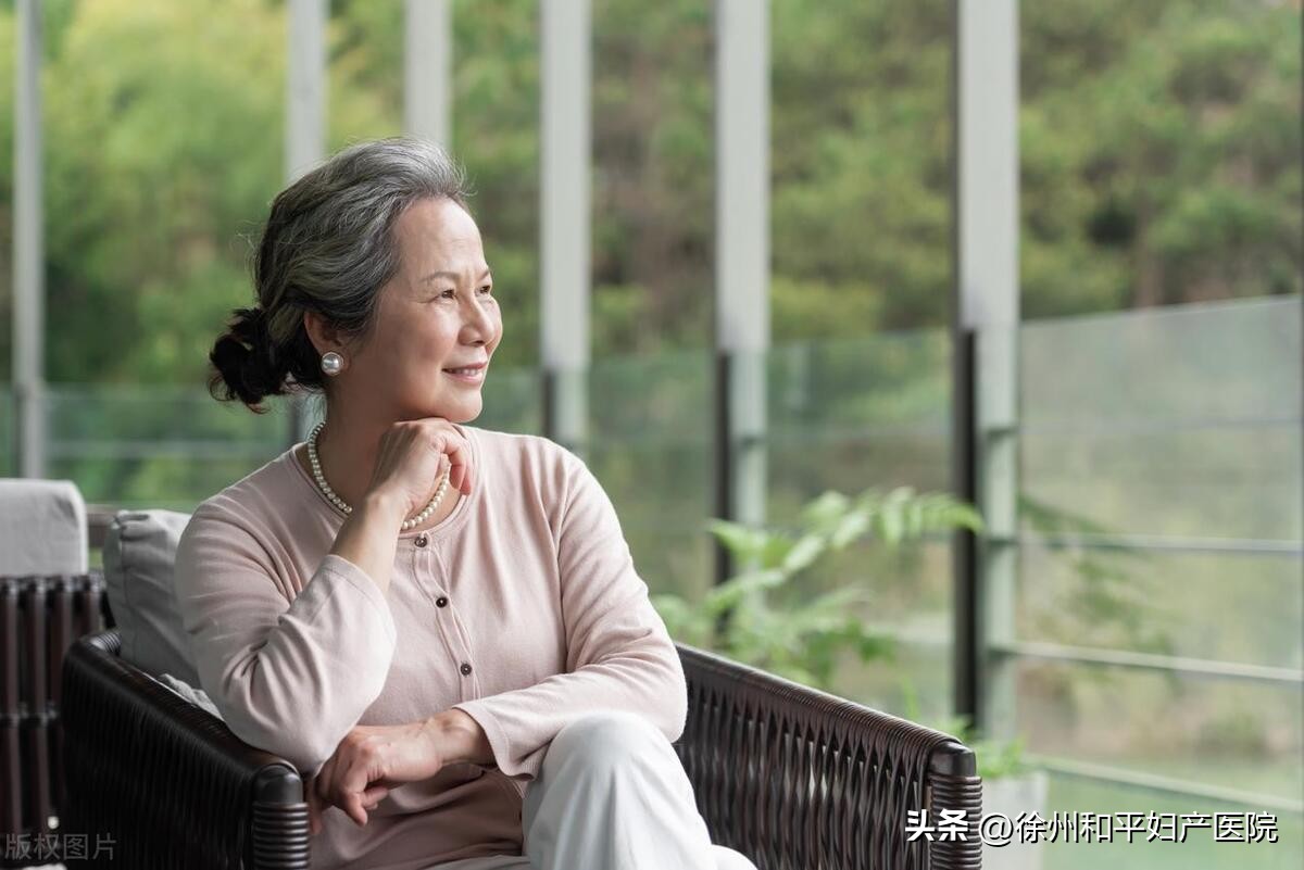 顺产后子宫变硬是宫缩吗,顺产和剖宫产都有哪些后遗症