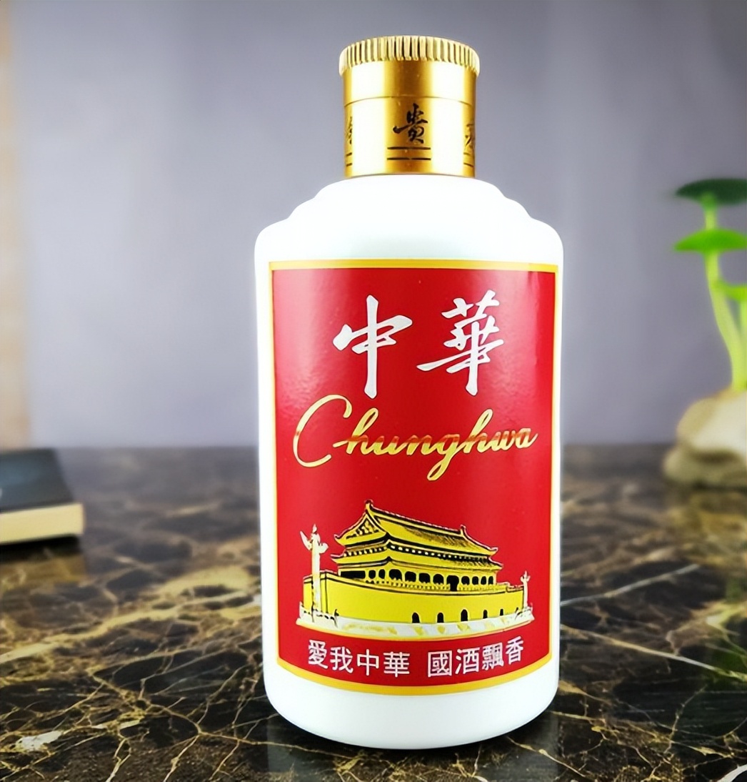 纯粮壹号酒多少钱一箱呢,人民小酒酒价格一览表