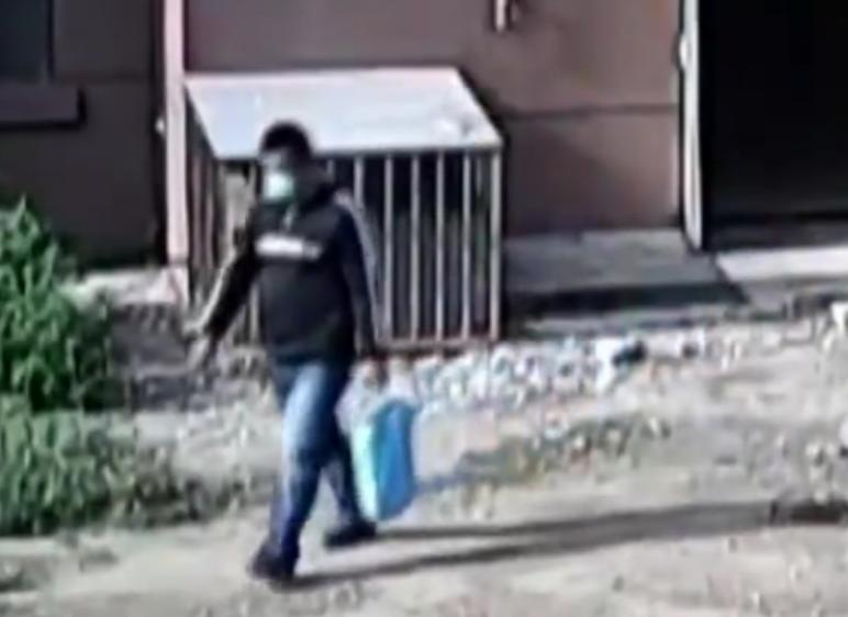 2016年已婚女子在网上“乱搞”，关系混乱疑似染病，被人丢下高楼