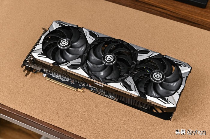 乔思伯松果d41mesh副屏版白色机箱,乔思伯d41标准版能后期加装副屏吗