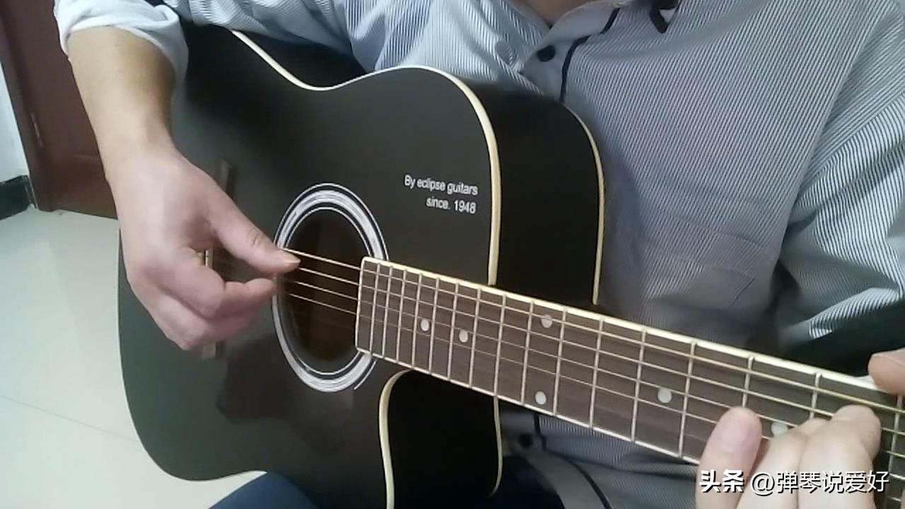 学吉他到底要学什么开始,学吉他难吗多久能学会