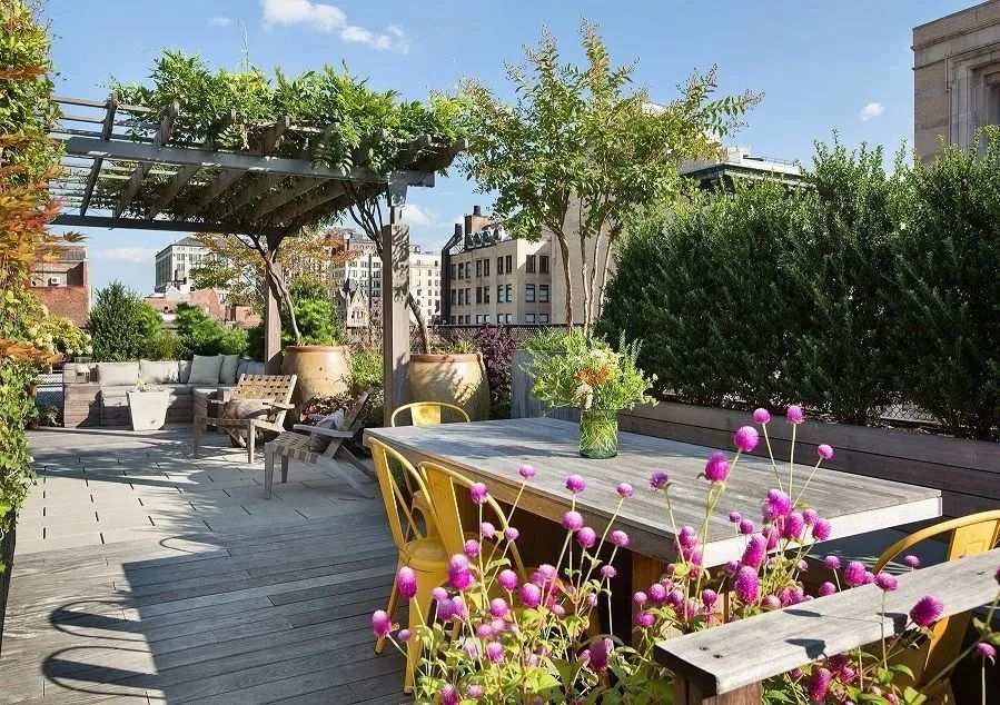 老公不顾反对买露台的顶楼房子,老公坚持买顶楼住不到半年