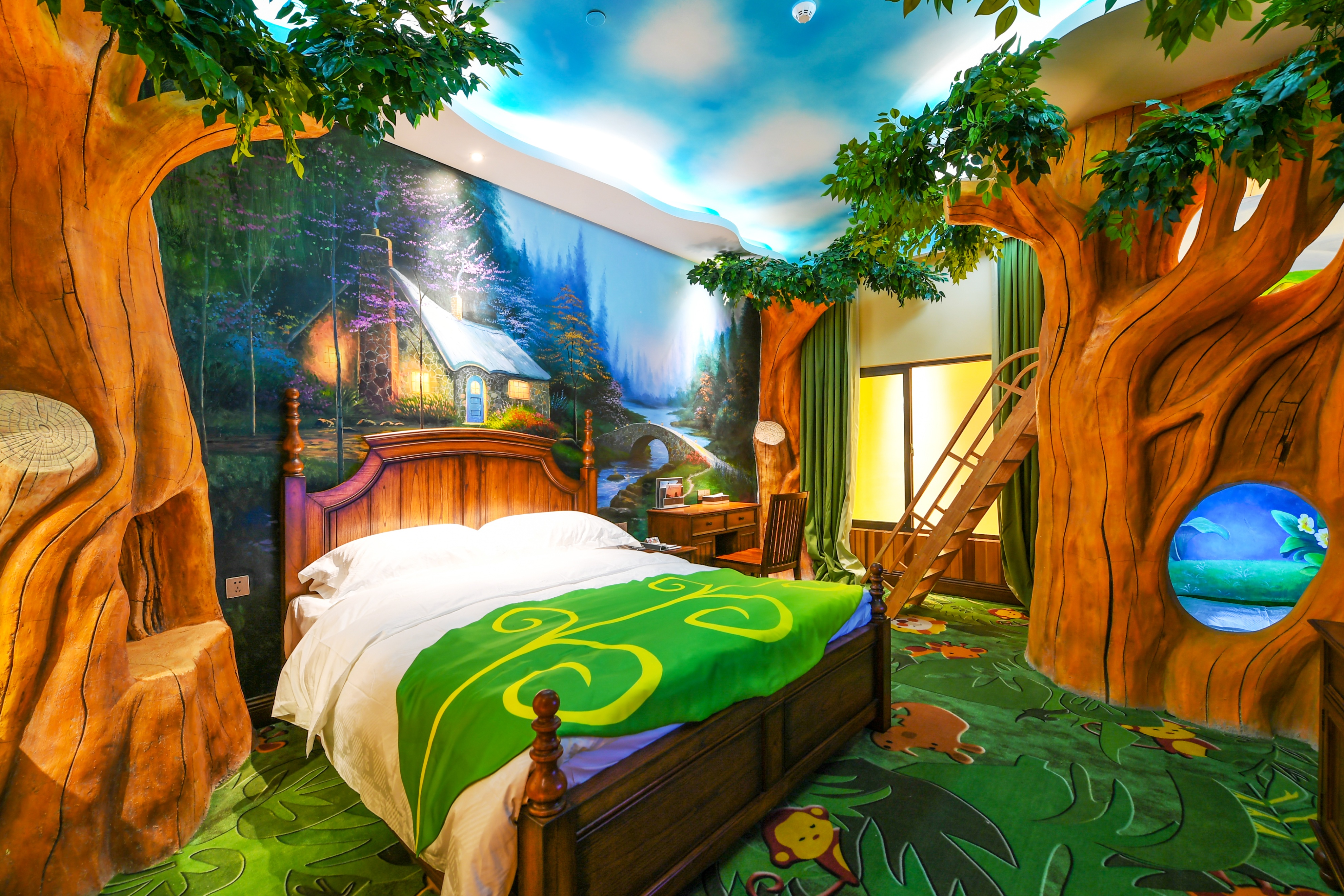 蓬莱欧乐堡国际酒店客房价格,蓬莱欧乐堡国际酒店房价