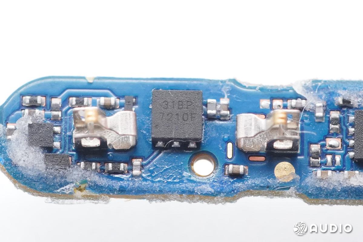 oppo蓝牙耳机encoair2拆解,oppo蓝牙耳机encoair2怎么拆解