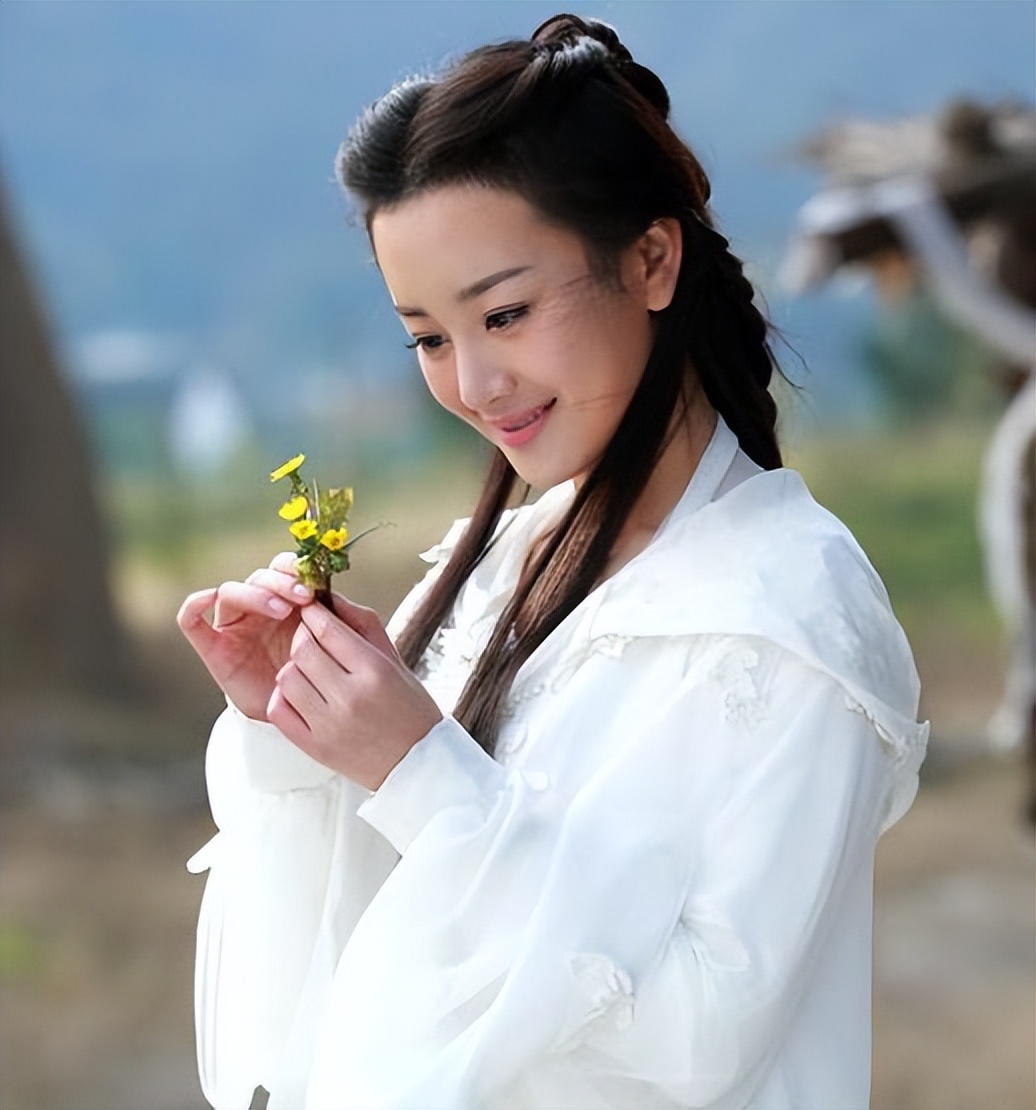 盘点女明星整容失败和成功的女星,整容断送前程的4个明星