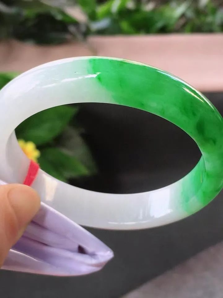 高价翡翠是炒出来的吗,高价买到了翡翠危料怎么办