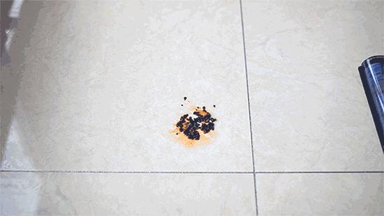 洗地机洗地板好用吗,洗地机地板顽固污渍测评