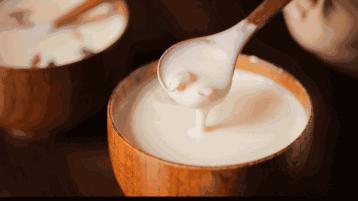 柿子和海鲜一起吃后腹胀,柿子与海鲜同时食用会导致中毒吗