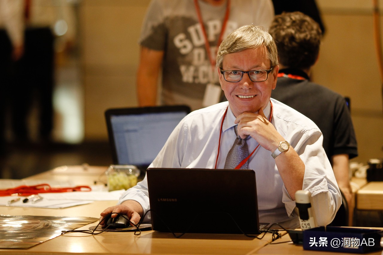 丁俊晖十大精彩时刻,丁俊晖超强弧线解说高呼太牛了