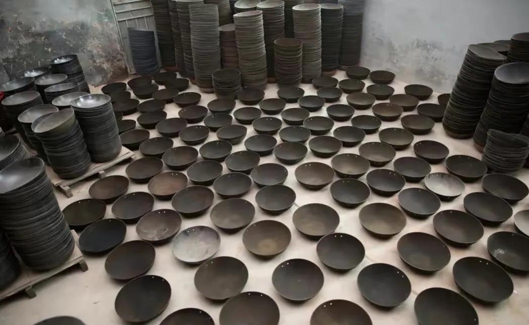 毒铁锅的视频央视报道,曝光生铁锅重金属超标