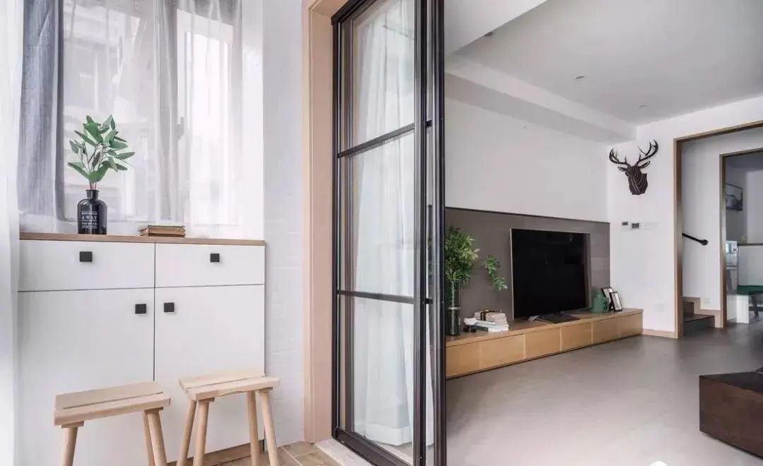 阳台太小怎么布置好看,阳台太小怎么设计柜子