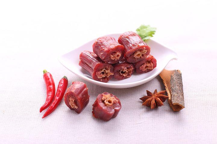 摆个地摊也能日入上千，地摊生意真这么好做？