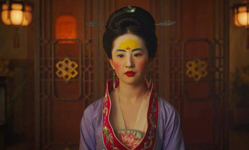 《梦华录》口碑陡转之下，颜值抗打的刘亦菲人设崩塌？