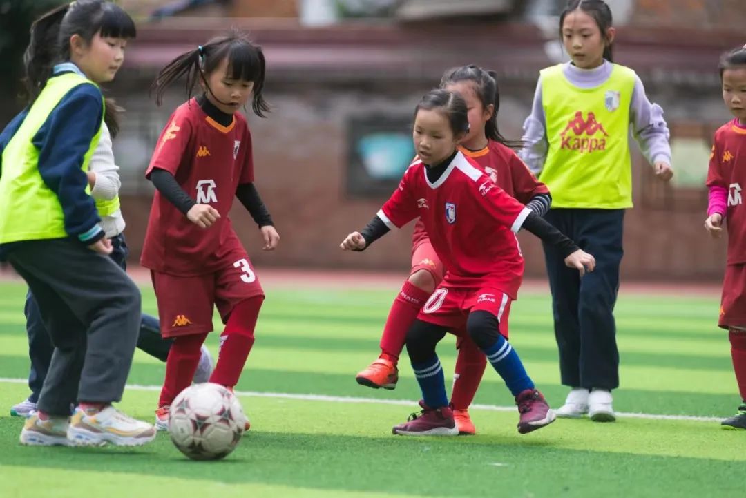 第六届小学足球联赛,班级足球联赛资料